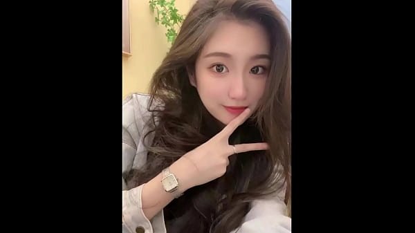 หีเงี่ยนของฉันกำลังรอให้คุณมีเพศสัมพันธ์เธอ!