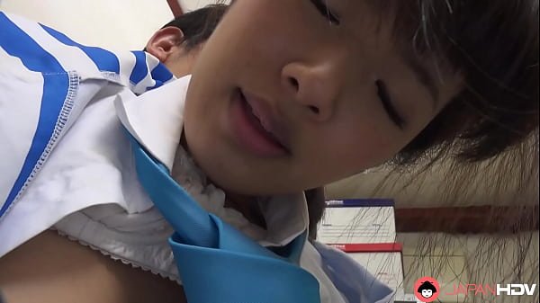 มายุกะ โมโมตะ ชาวญี่ปุ่นในออฟฟิศโหยหาดิ๊กและไม่ถูกเซ็นเซอร์
